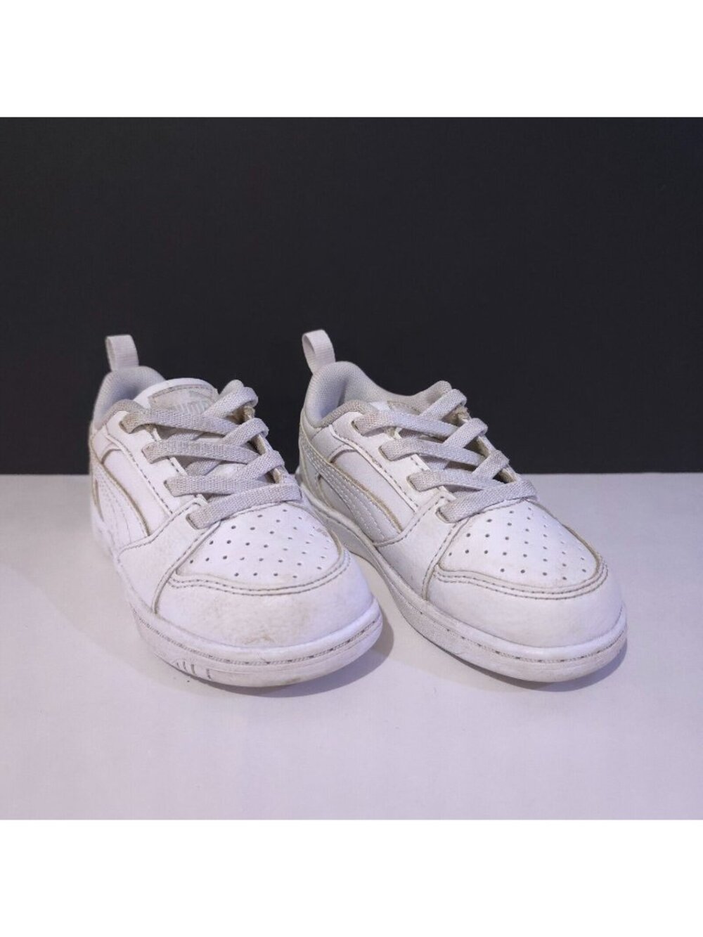 Puma kids White slip-on sneaker shoes size 7 C US toddler Great used condition